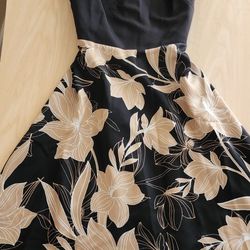 White House Black Market Dress Size 2