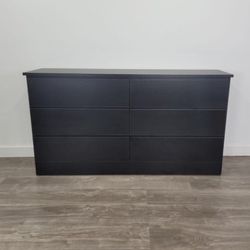 New Dresser  - Nueva Cómoda 