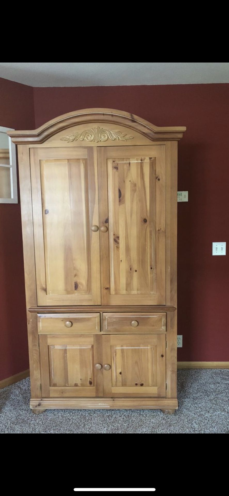 Broyhill entertainment center/armoire Solid Pine. Heavy. Mill