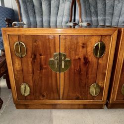Pair of  Wooden Vintage Asian Chinoiserie EndTables/SideTables/Nightstands. Excellent condition