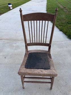 Antique classic American spindle-back / ball-top side chair 1(contact info removed)