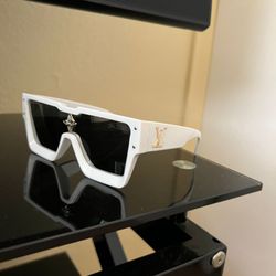 Louis Vuitton Glasses (White)