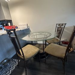 Round Glass/Brass 4 Chair Tropical Table 