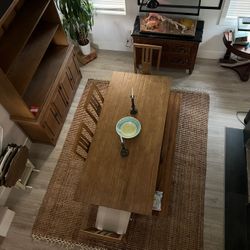 Brand New (used 1 Time) Magnolia Homes Dining Set And Buffet With Hutch 