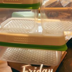 Rubber made refrigerator containers for vegetables