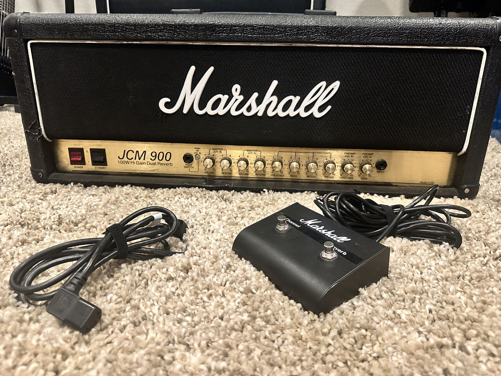 Marshall JCM900 - Year 2000