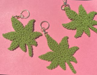 Weed Leaf Keychain