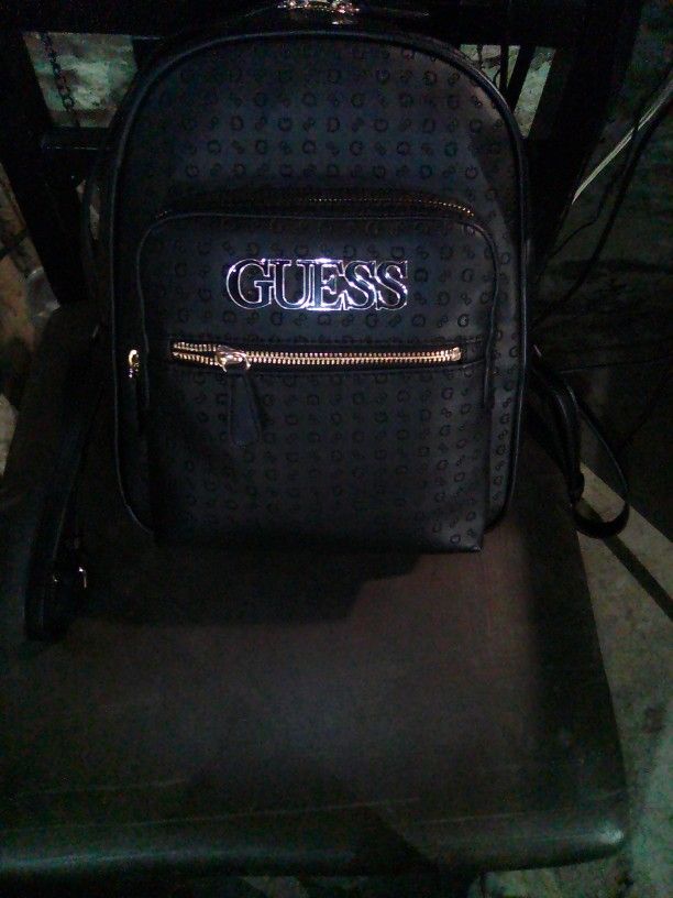 Guess Backpack New With Tags Still Attached