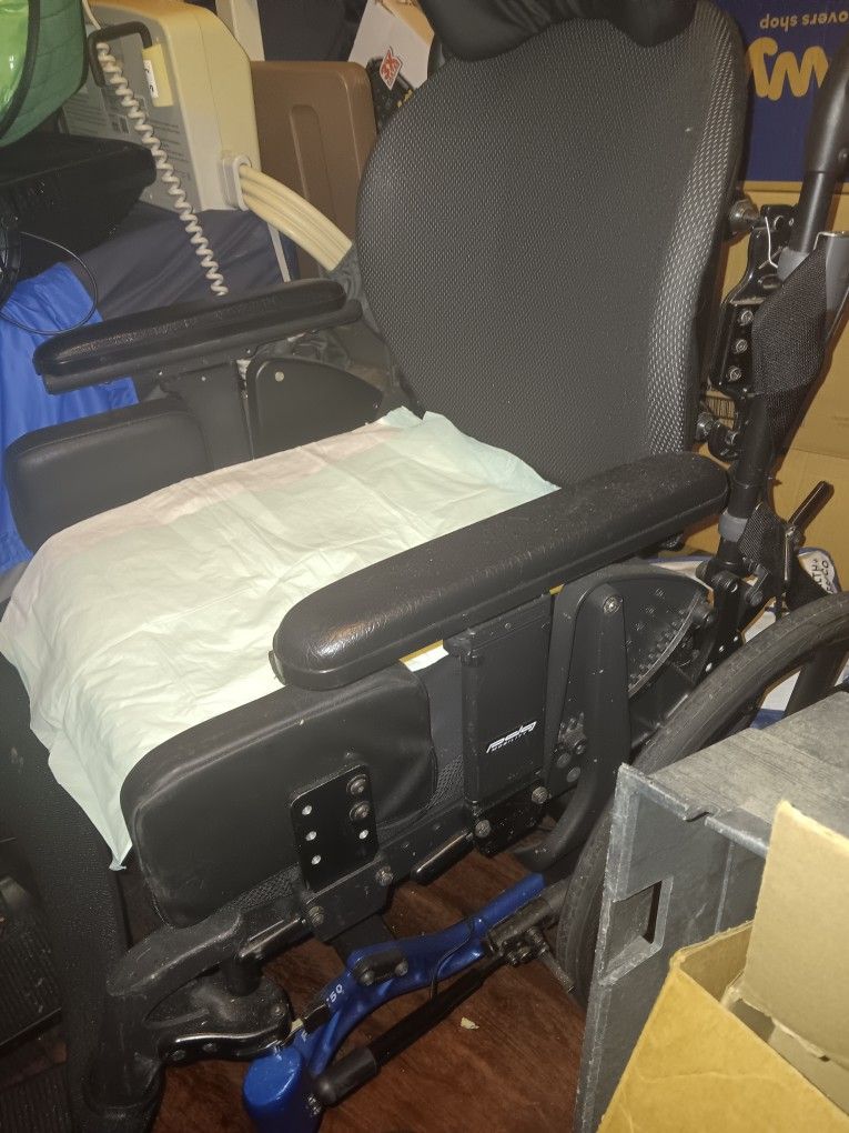 Medical Grade Wheelchair