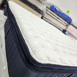 King Sizes Mattress And Box Spring Stearns And Foster Lux State Pillowtop 