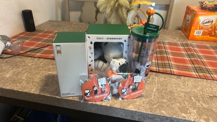 Peanuts x Starbucks  Collection