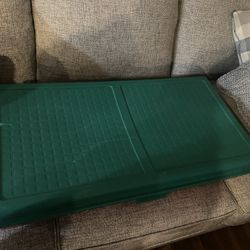 Style Master Green & Red Plastic Wrapping Paper Etc Storage Box 