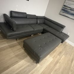 Gray Sectional With Ottoman Originally 1200 Barely Used
