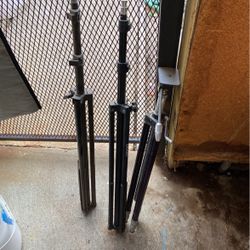 Tengo Tres Three Pies En Buenas Condiciones