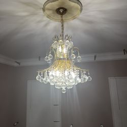 11-Light, Crystal Chandelier, 0" x 19" x 23", Finished in Gold with Clear Crystal