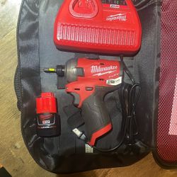 Milwaukee Sirg Fuel 1/4 Hex Hydraulic Driver