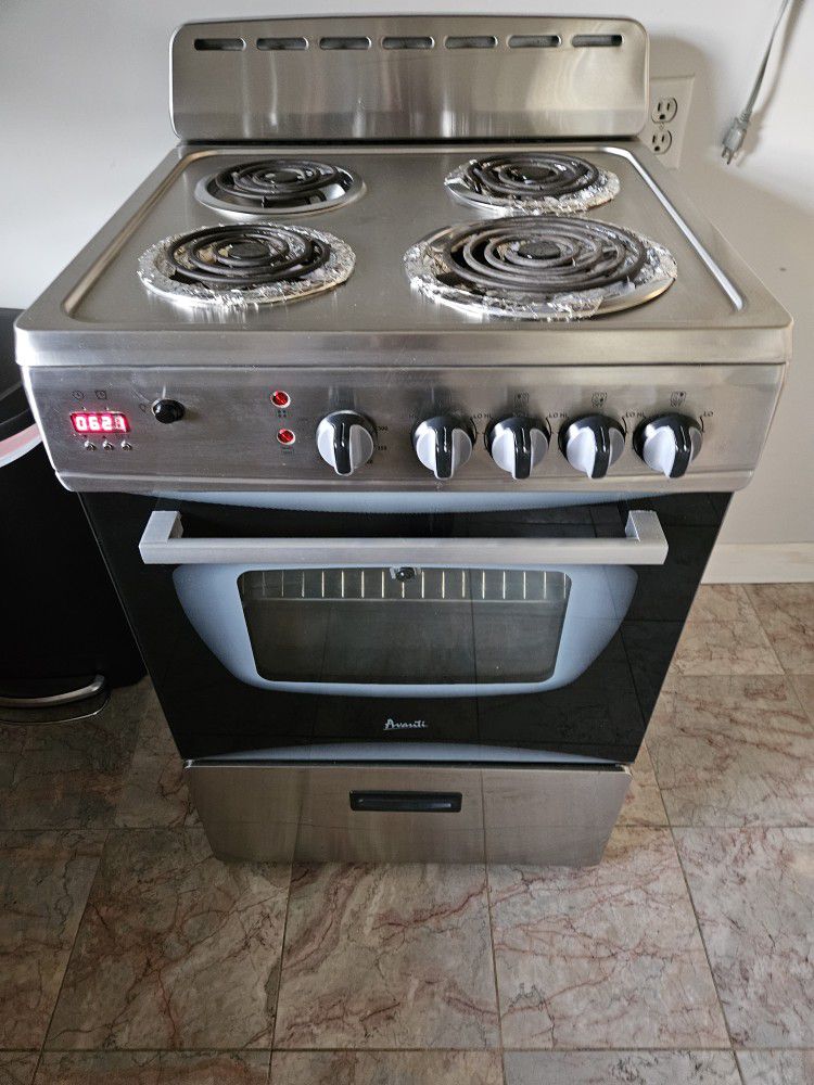 Stove Great Condition  Kitchen For Efficiency Guests House  Town House Apt Garage Rv Motorhome 