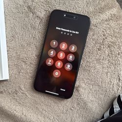 iPhone 15 Plus 