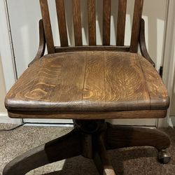 1930’s Desk/Library Chair. Height and Tilt Adjusting, Quarter Sawn Oak