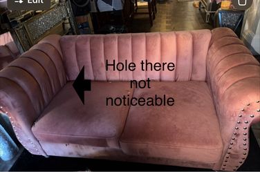 💕TWO BEAUTIFUL PINK/ROSE VELVET LOVESEATS – $850 OBO FOR BOTH 💕