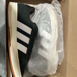 11.5M brand new Grand court alpha 00’s