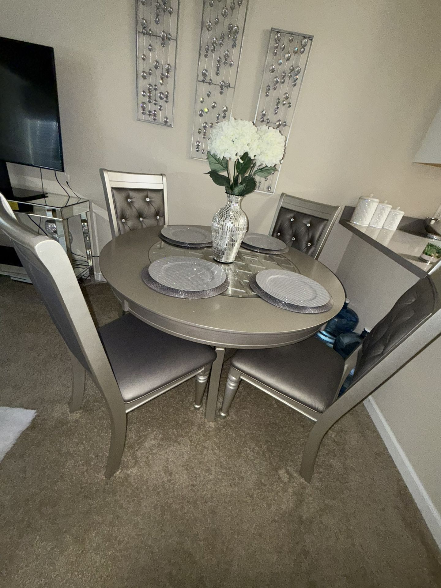 Kitchen table