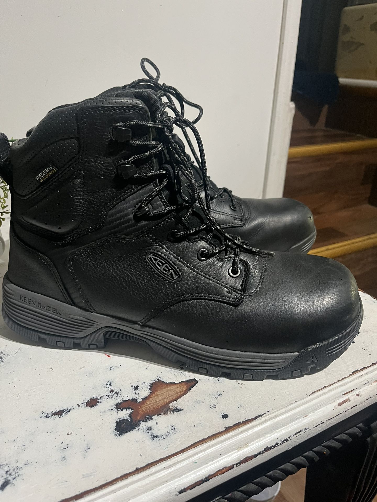 Keen Boots Chicago Carbon Toe Waterproof Black Size12