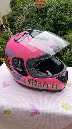Women’s helmet size medium DOT approved