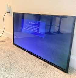 Insignia 32-Inch LED TV for Sale