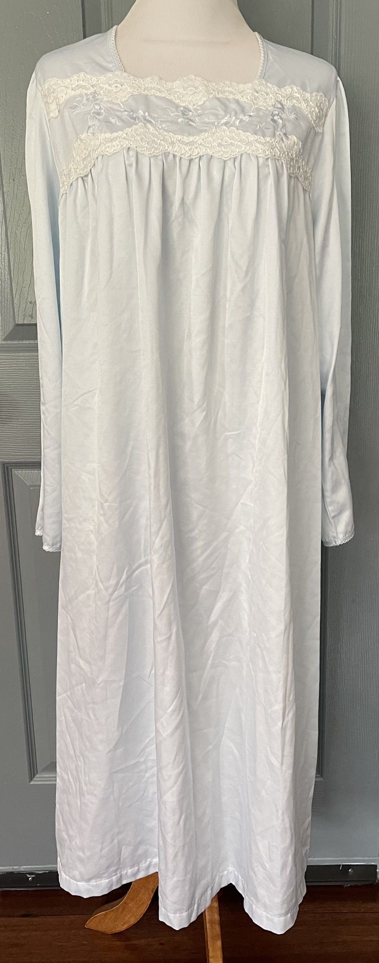Miss Elaine Blue Brushed Satin Lace Trim Nightgown. Size XL