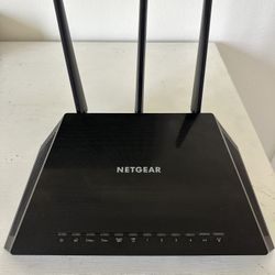 R7200 - Nighthawk AC2100 Smart WiFi Router