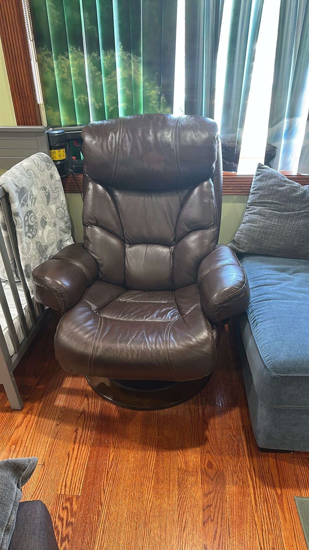Leather Rolling Chair