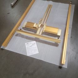 Used Incra Jig Ultra (set-up for table saw use)