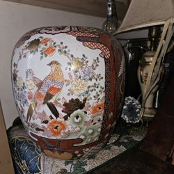 GORGEOUS ORIENTAL PLANT POT 