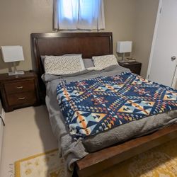 Bedroom Furniture Set - Queen