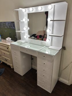 Makeup Vanity