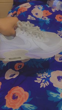 Nike air maxes