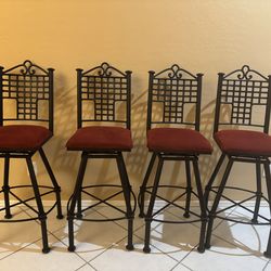 Set of 4 hightop dining chairsfor sale