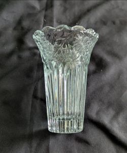 Vintage KIG Malaysia Clear Glass Ribbed Sunflower Vase