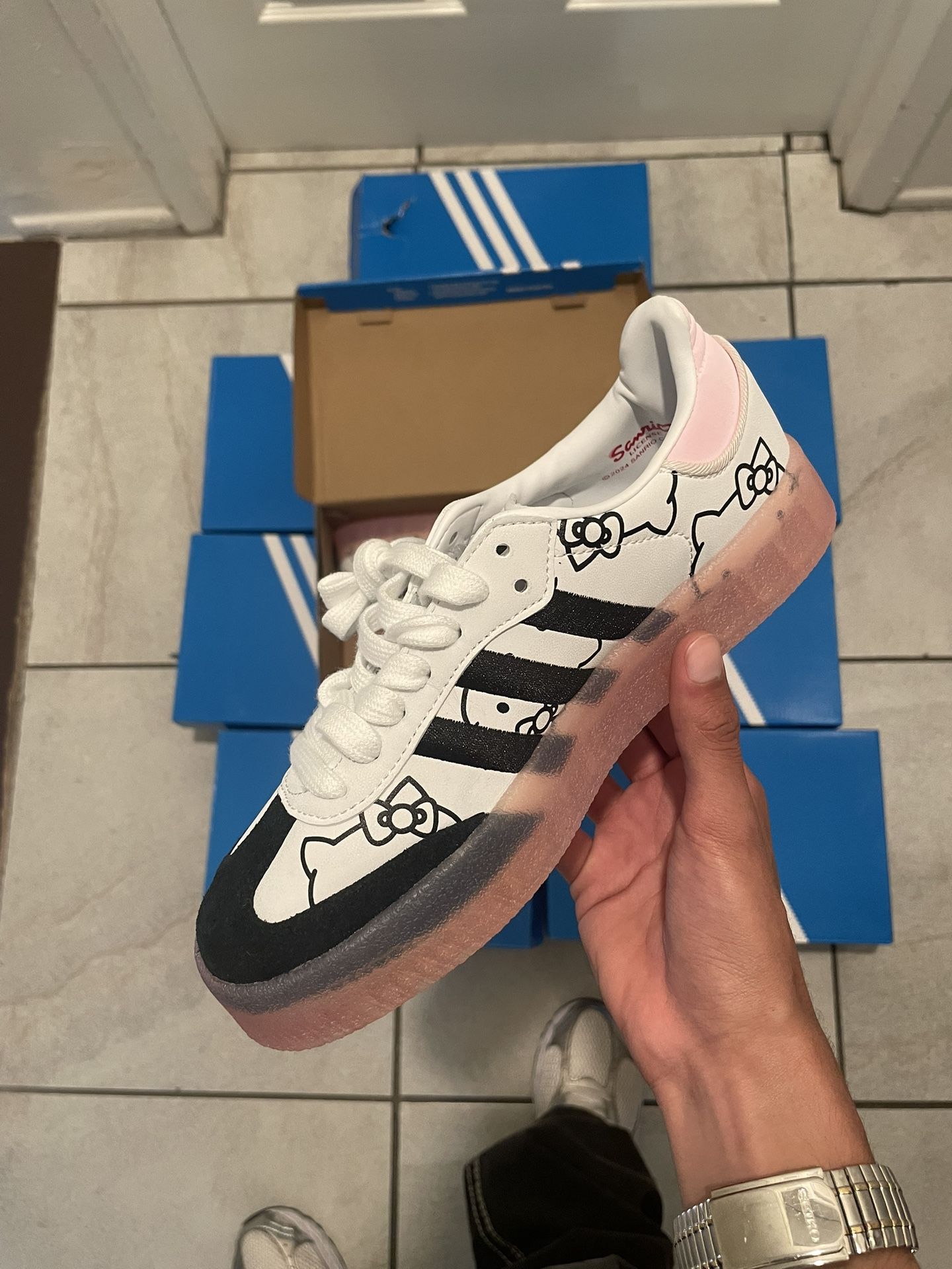 Hello Kitty X Adidas