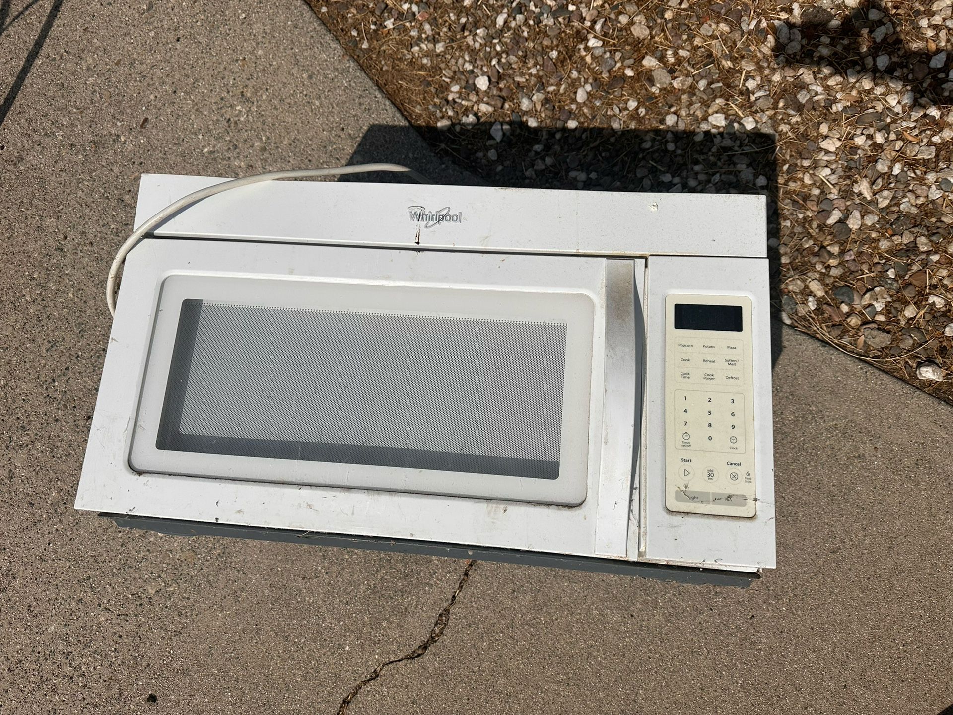 FREE OVER STOVE MICROWAVE