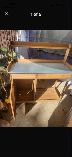Outdoor Patio garden work bench