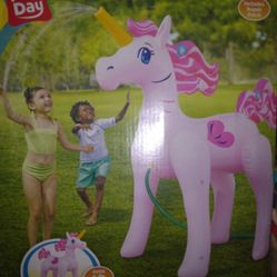 Giant Unicorn Sprinkler new