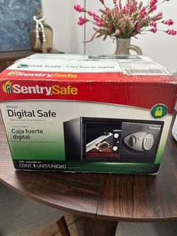 SentrySafe Medium Digital Safe