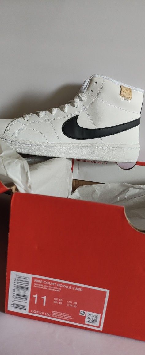 Brand new Nike Size 11 For Men