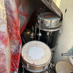 Drum set 