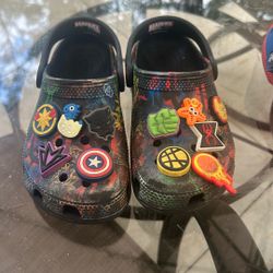 Kids Crocs Size 11 Marvel 