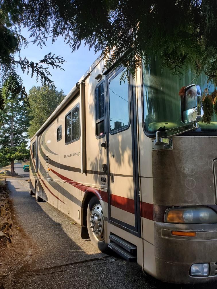 rv dutch star