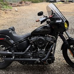 2018 Harley Street Bob 