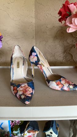 Rose Print Satin Shoes. 
